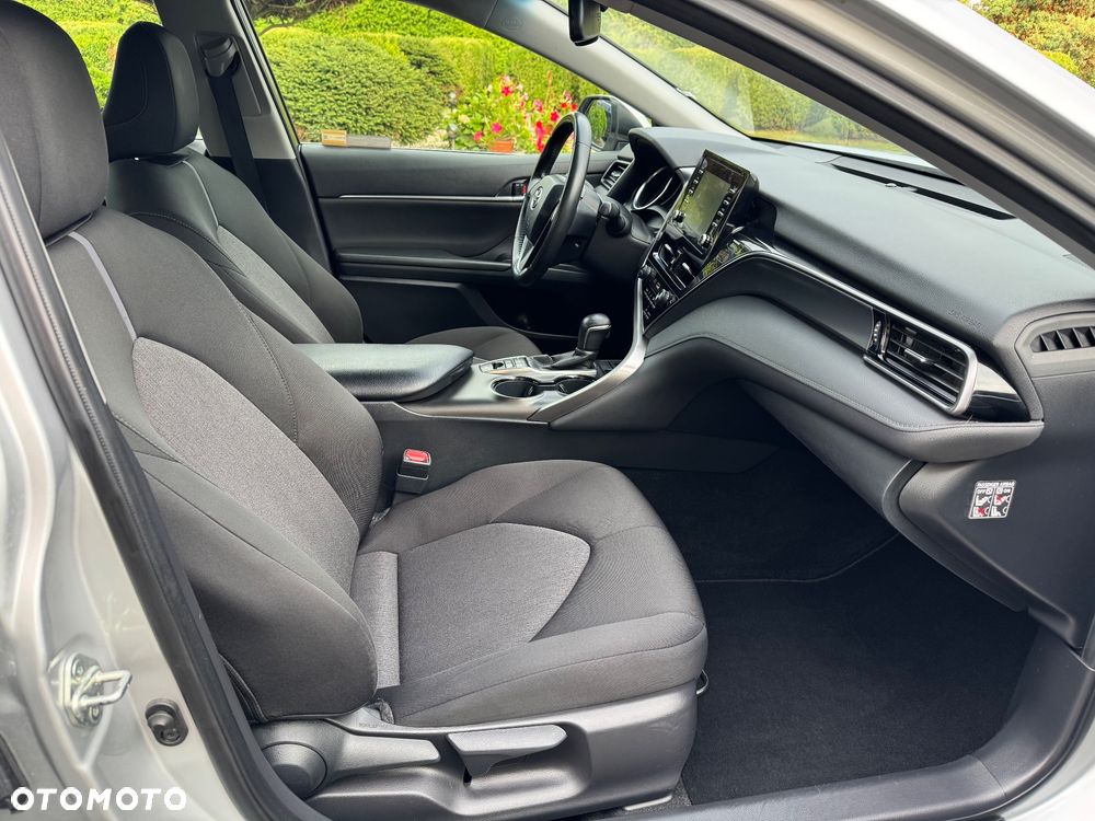 Toyota Camry 2.5 Hybrid Comfort CVT - 15
