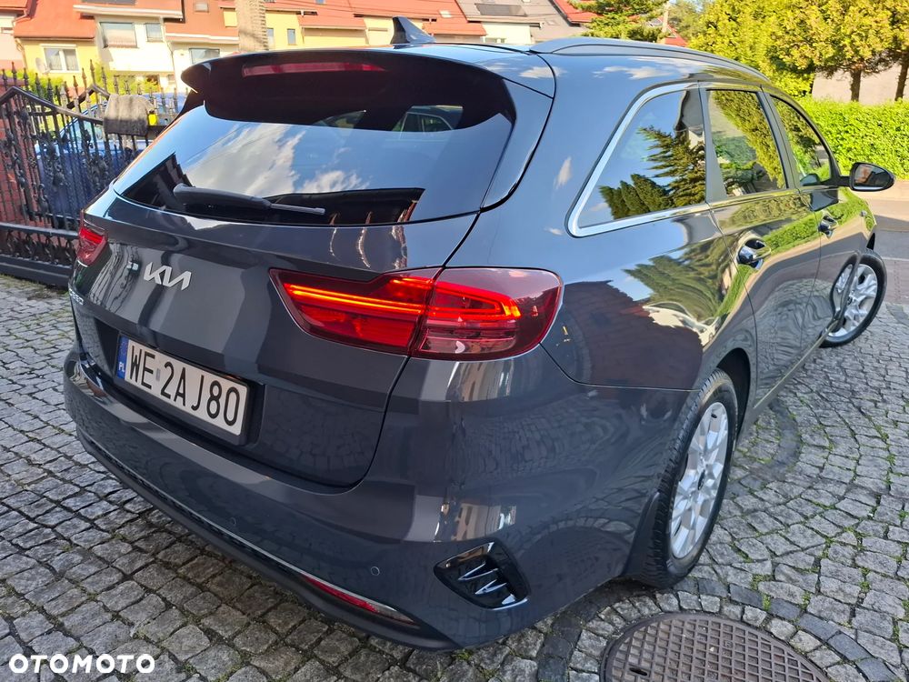 Kia Ceed 1.5 T-GDI M - 8