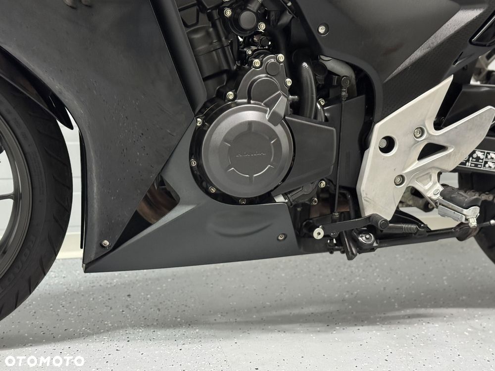 Honda CBR - 23