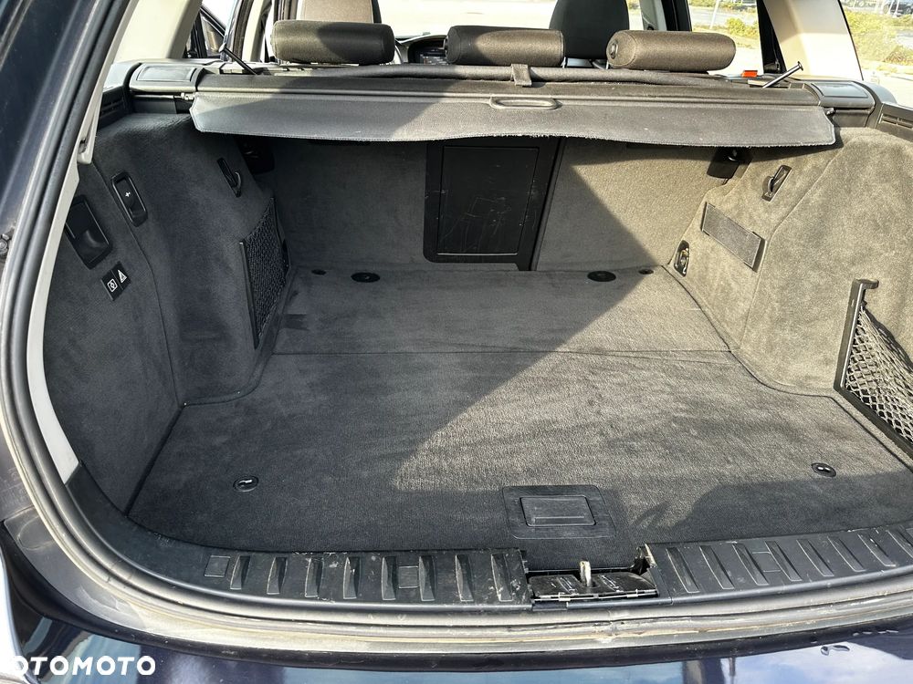 BMW Seria 3 318d - 22
