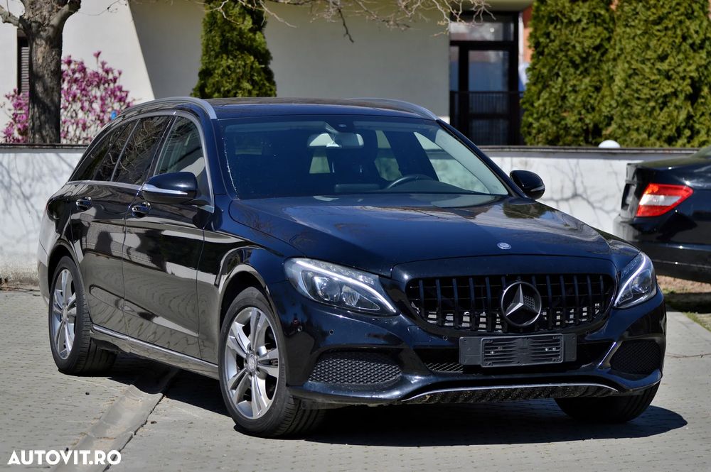 Mercedes-Benz C 220 CDI DPF Automatik Avantgarde - 2