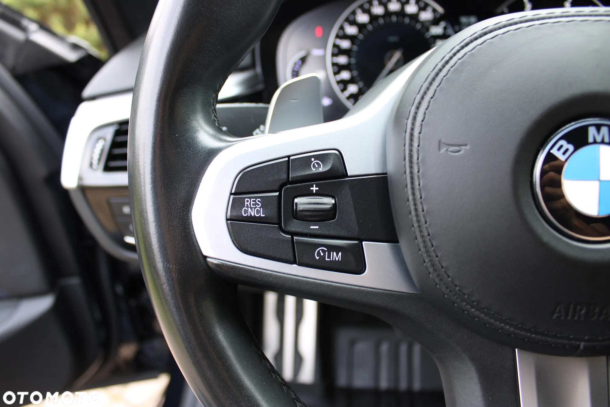 BMW Seria 5 530d xDrive M Sport sport - 27