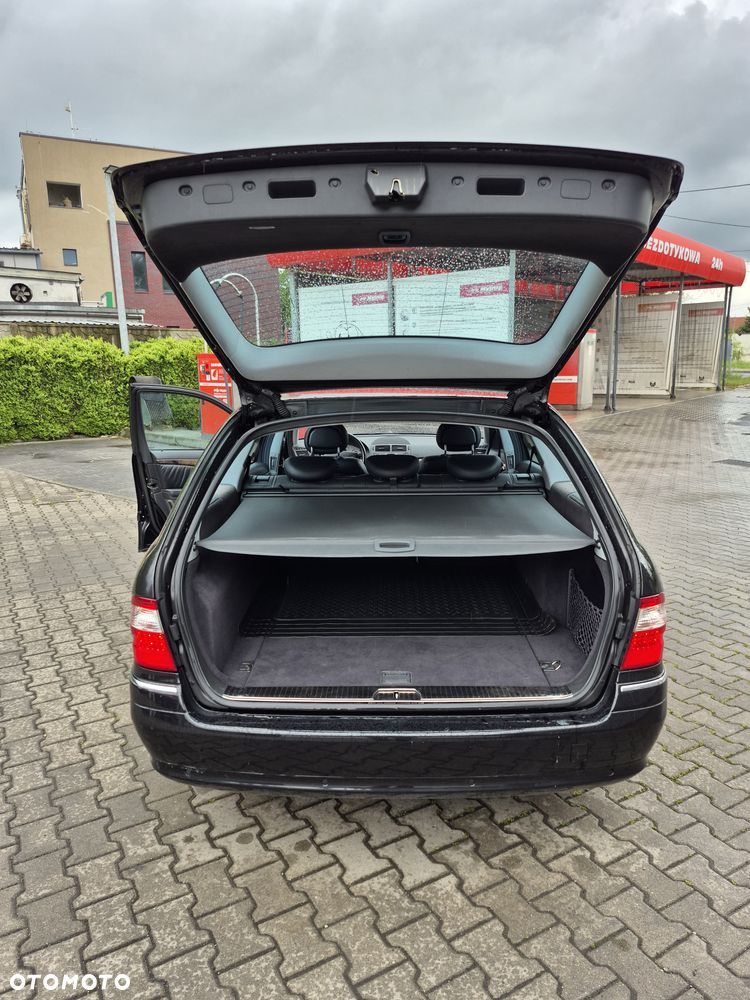 Mercedes-Benz Klasa E 320 CDI Avantgarde - 22
