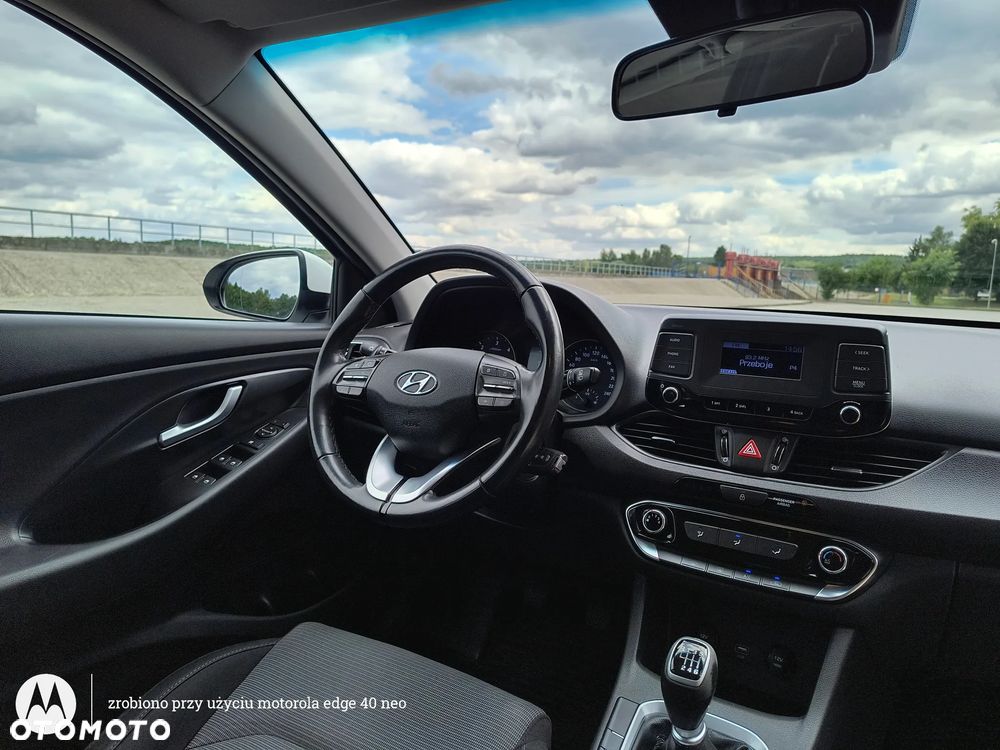 Hyundai i30 1.6 D Comfort - 31