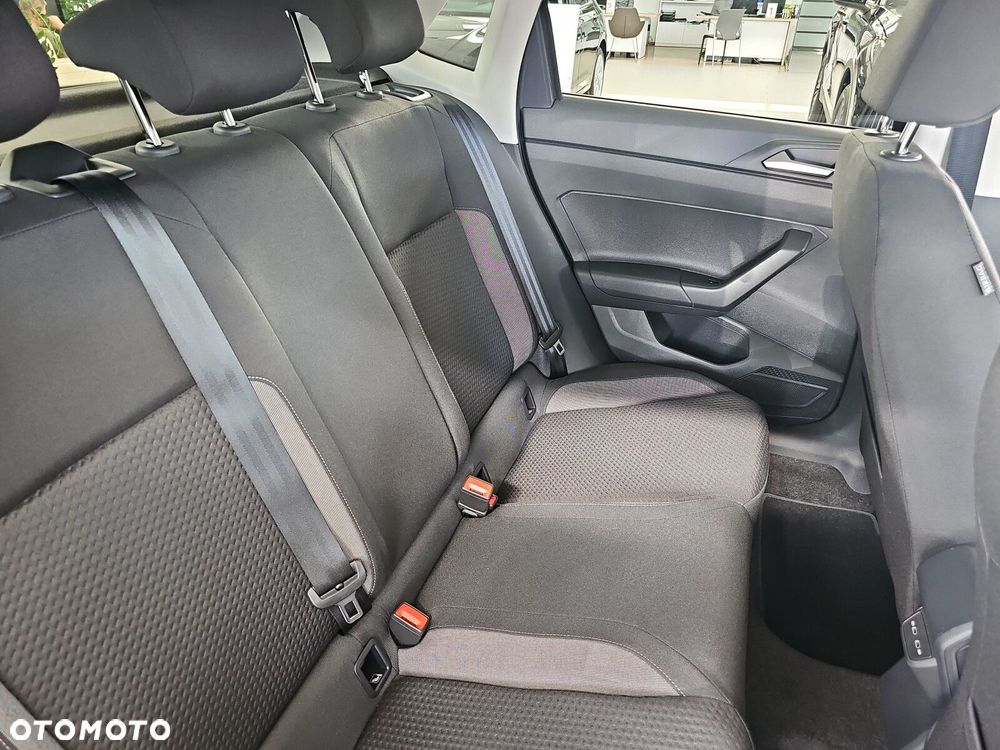 Volkswagen Polo - 28