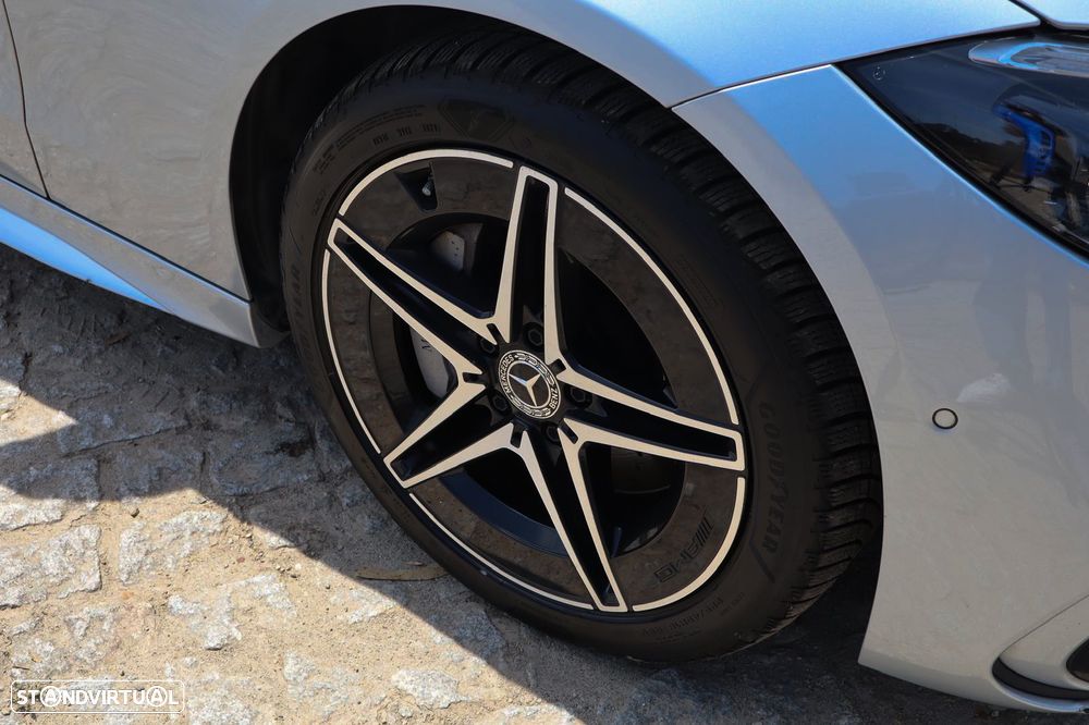 Mercedes-Benz C 300 e AMG Line - 4
