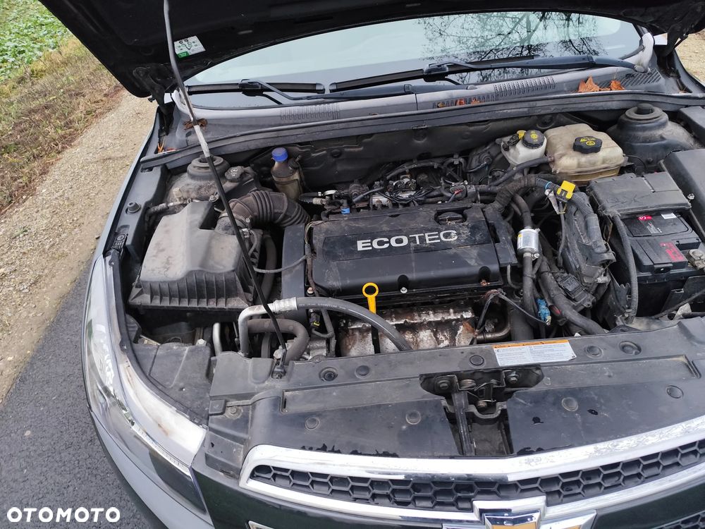 Chevrolet Cruze 1.6 LT - 14