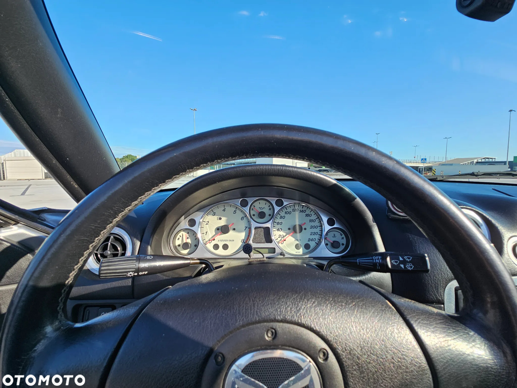 Mazda MX-5 1.9 16V - 16