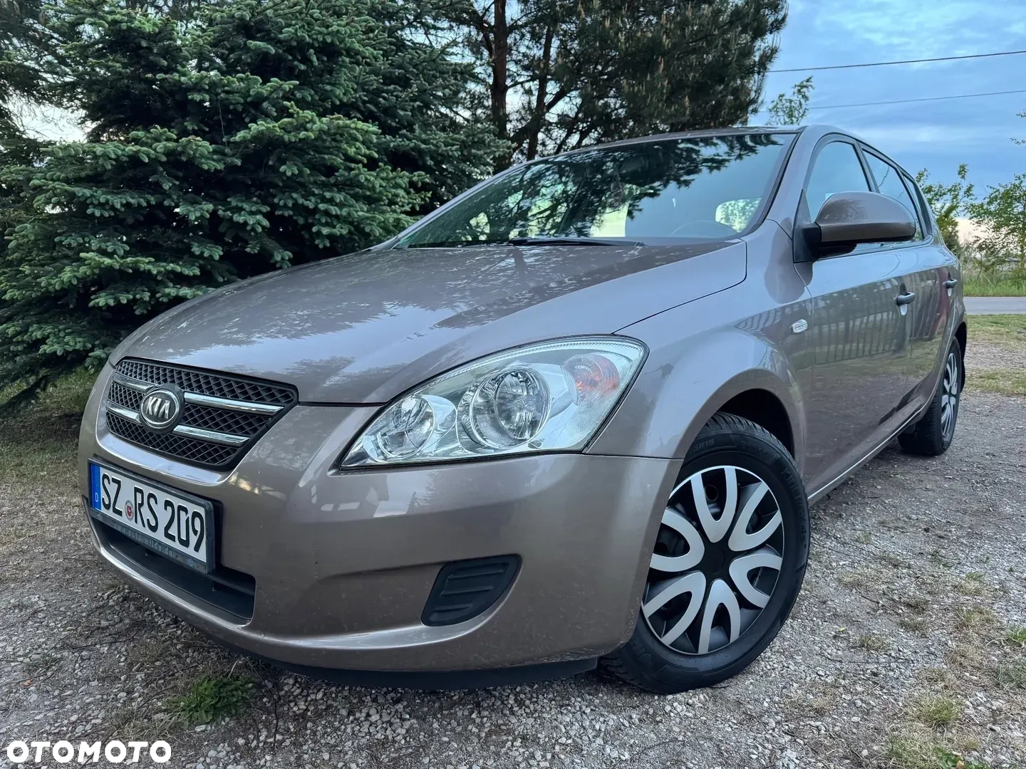 Kia Ceed - 3