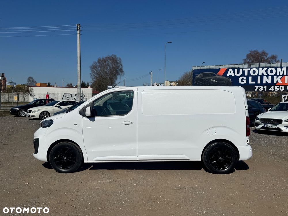 Peugeot Expert Kombi Standard 2,8t EAT8 - 16