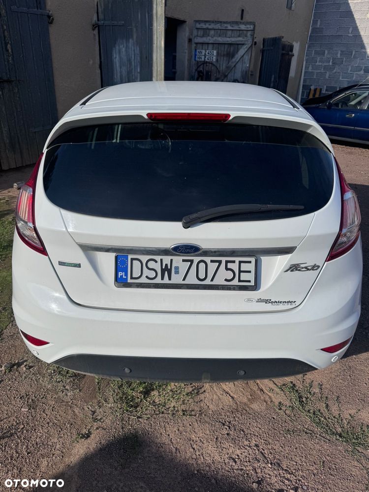 Ford Fiesta 2016 photo 5