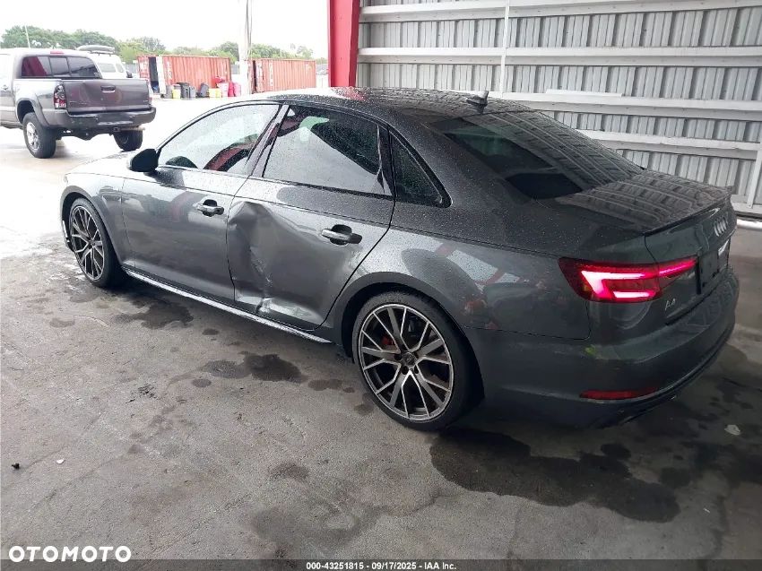 Audi A4 - 8