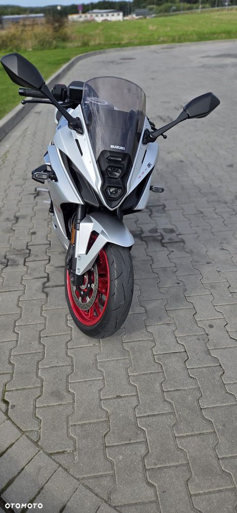 Suzuki GSX - 3