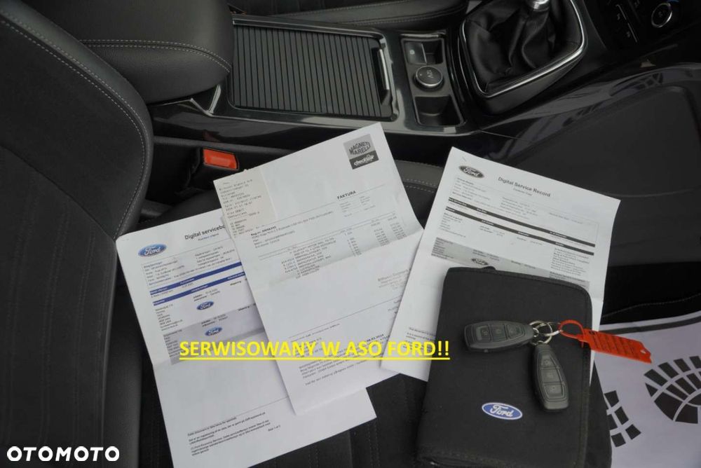 Ford Kuga 1.5 EcoBoost 2x4 ST-Line - 27