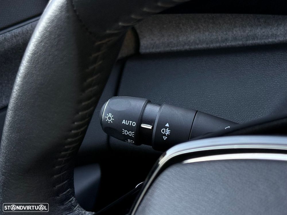 Peugeot 308 SW 1.5 BlueHDi Allure EAT8 - 13