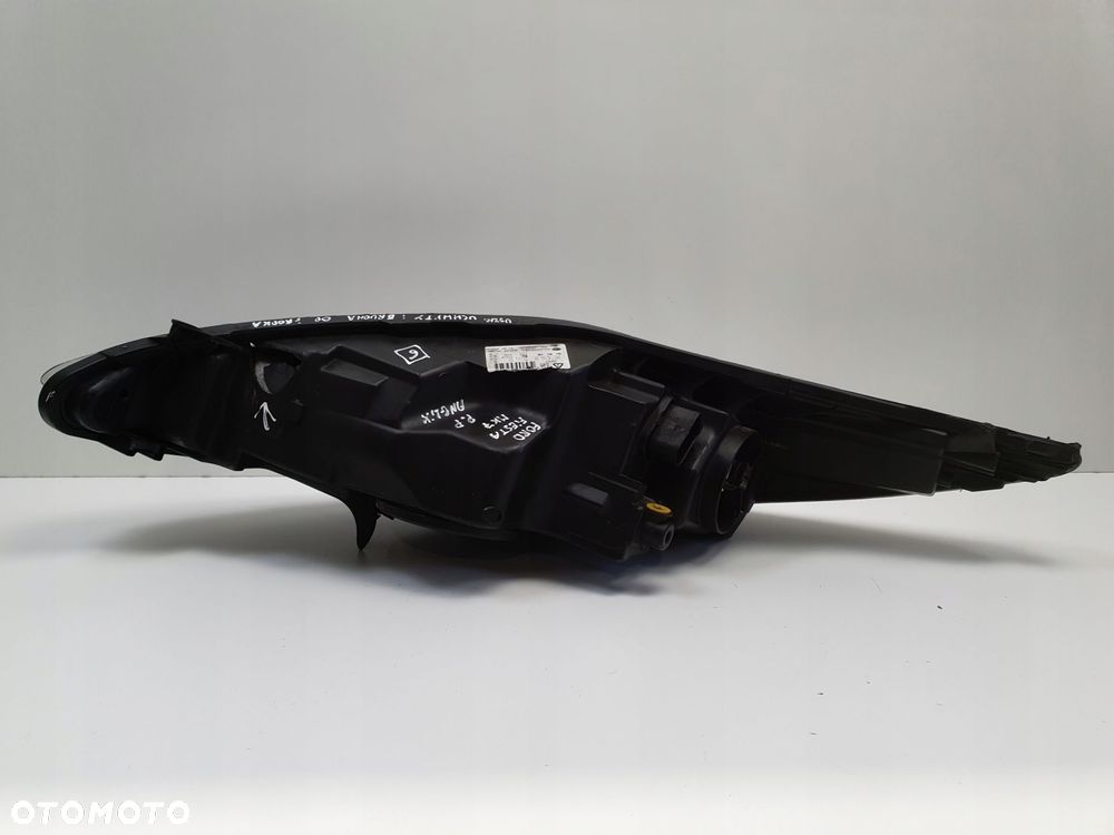 LAMPA PRAWA Ford Fiesta MK7 08-17r PRZEDNIA PRAWY PRZÓD anglik - 8