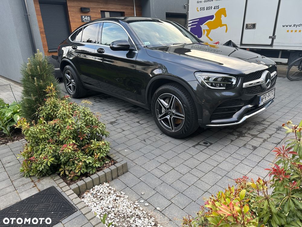 Mercedes-Benz GLC - 1