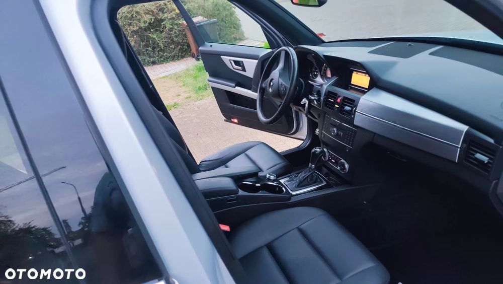 Mercedes-Benz GLK 250 BlueTEC 4Matic 7G-TRONIC - 25