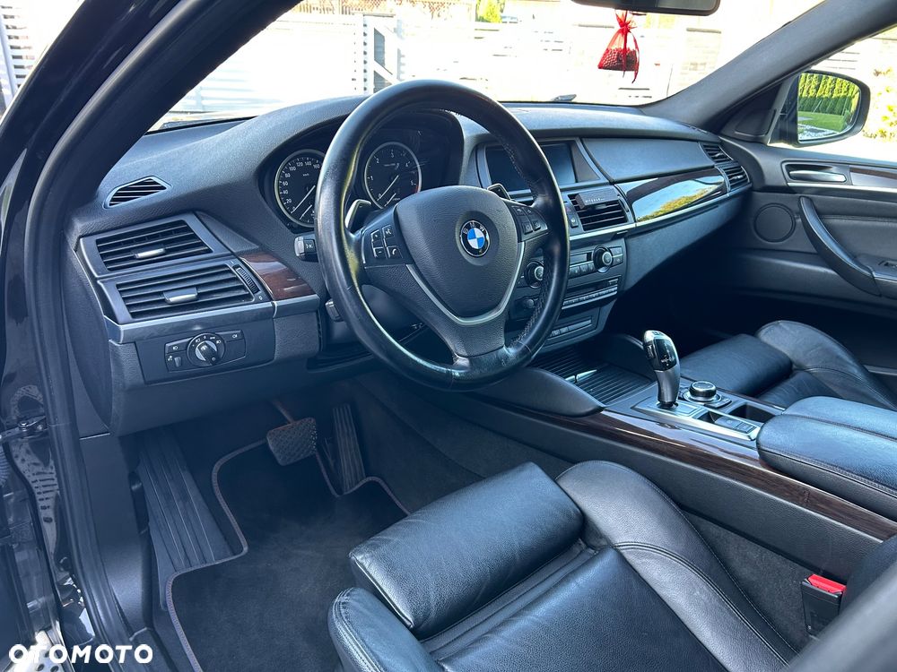 BMW X6 xDrive30d - 12
