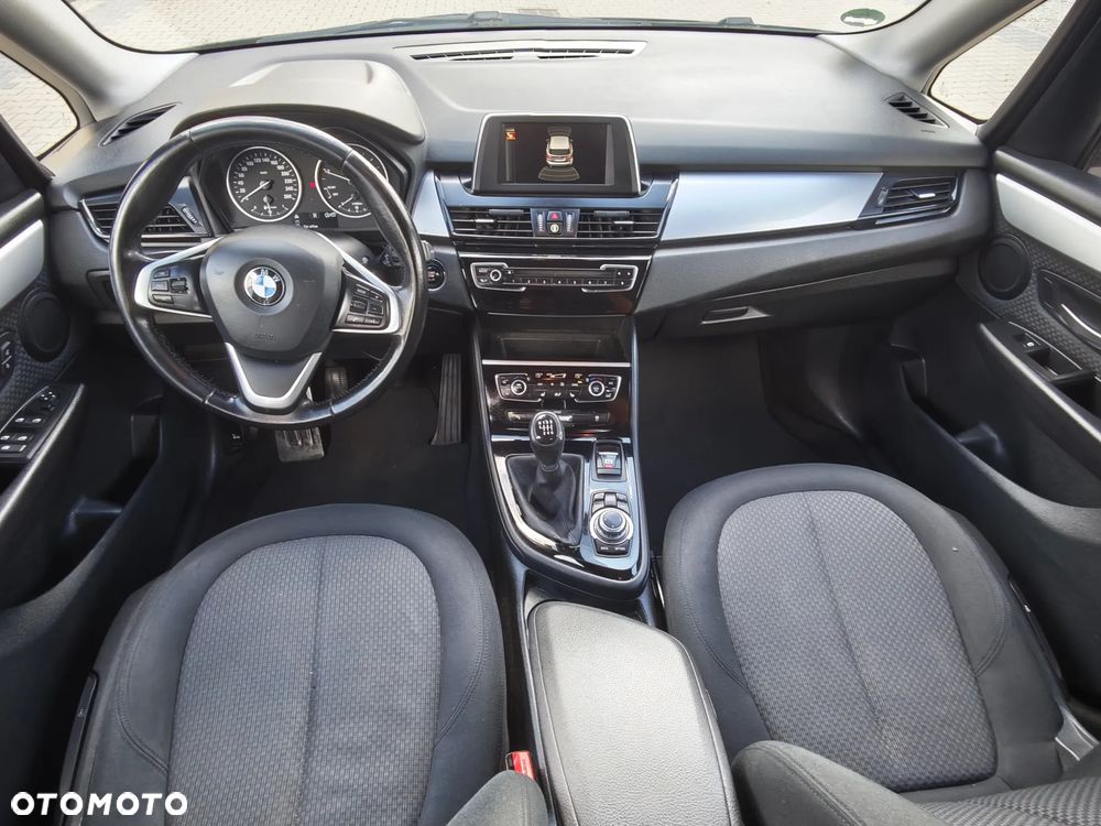 BMW Seria 2 216d Advantage - 19