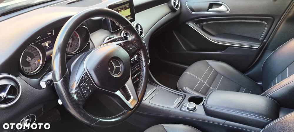 Mercedes-Benz GLA - 35