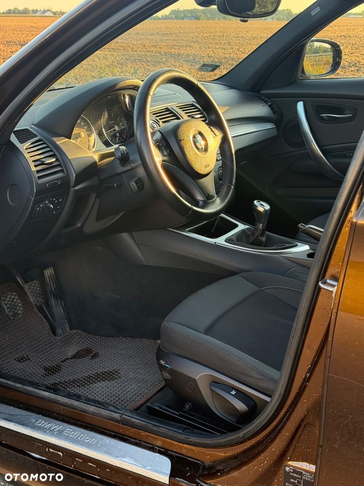 BMW Seria 1 116i - 6