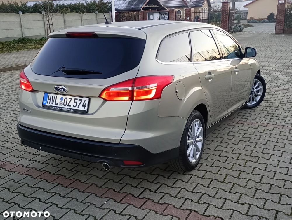 Ford Focus 2.0 TDCi DPF Start-Stopp-System Titanium - 3