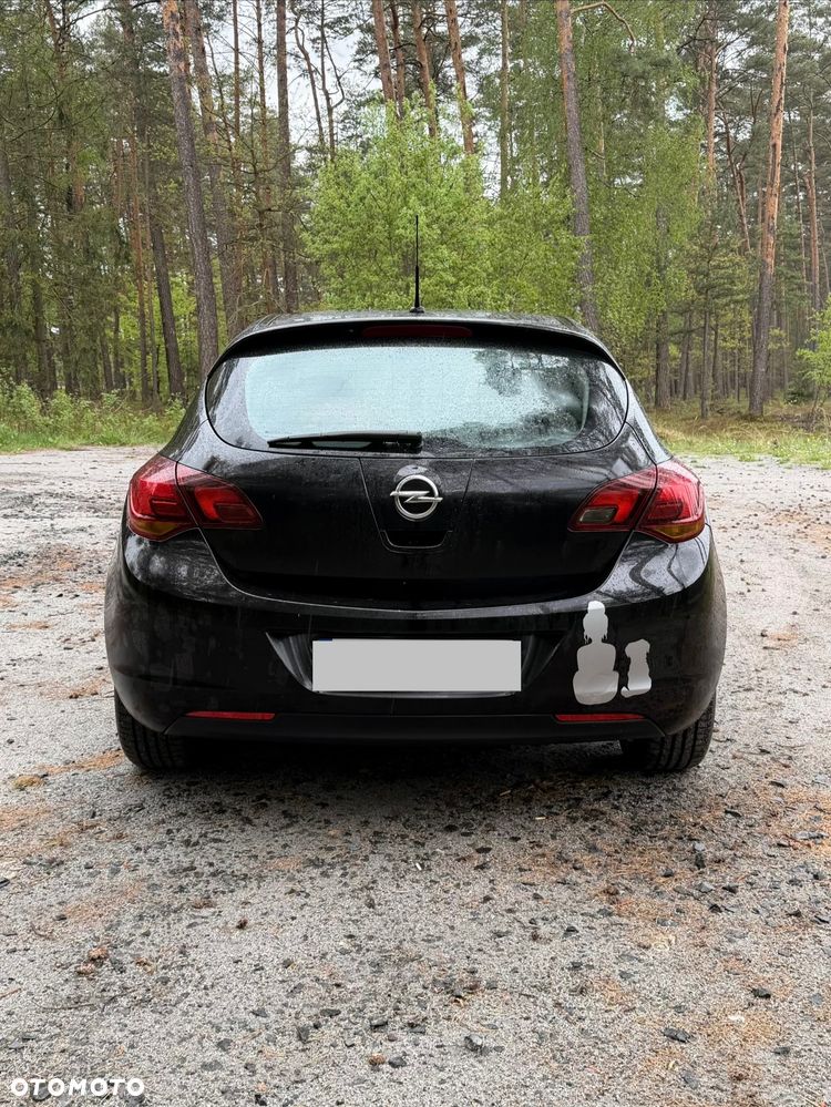 Opel Astra 1.6 - 11
