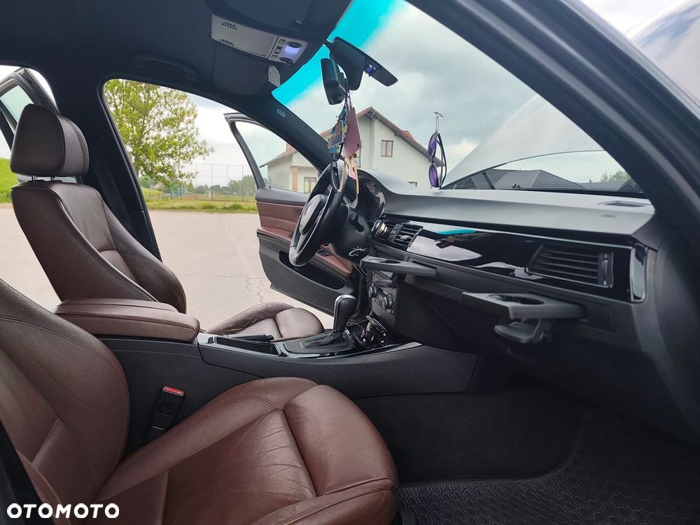 BMW Seria 3 - 16