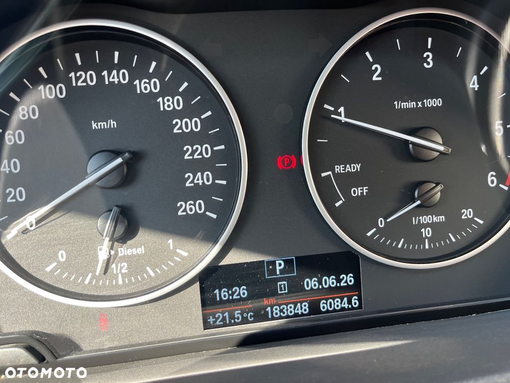 BMW X1 xDrive18d xLine sport - 8