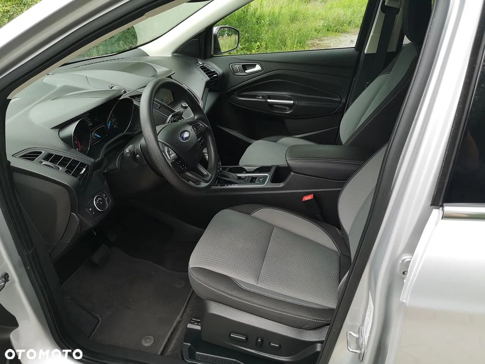 Ford Kuga 1.5 EcoBoost 4WD Titanium Plus - 6