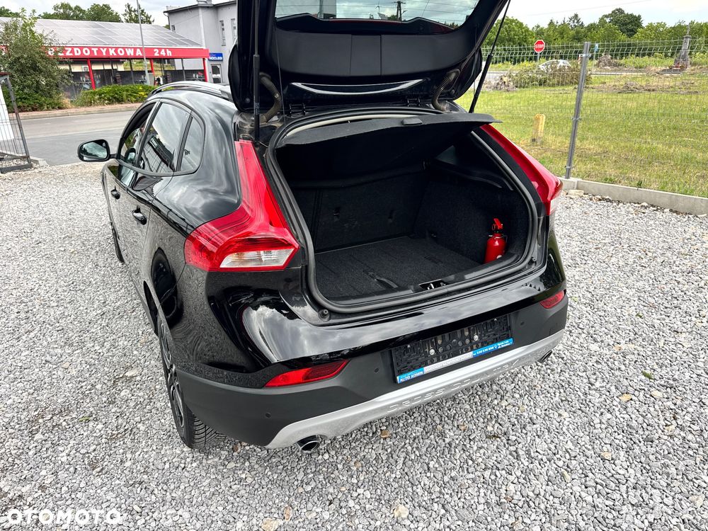Volvo V40 D2 Momentum - 34