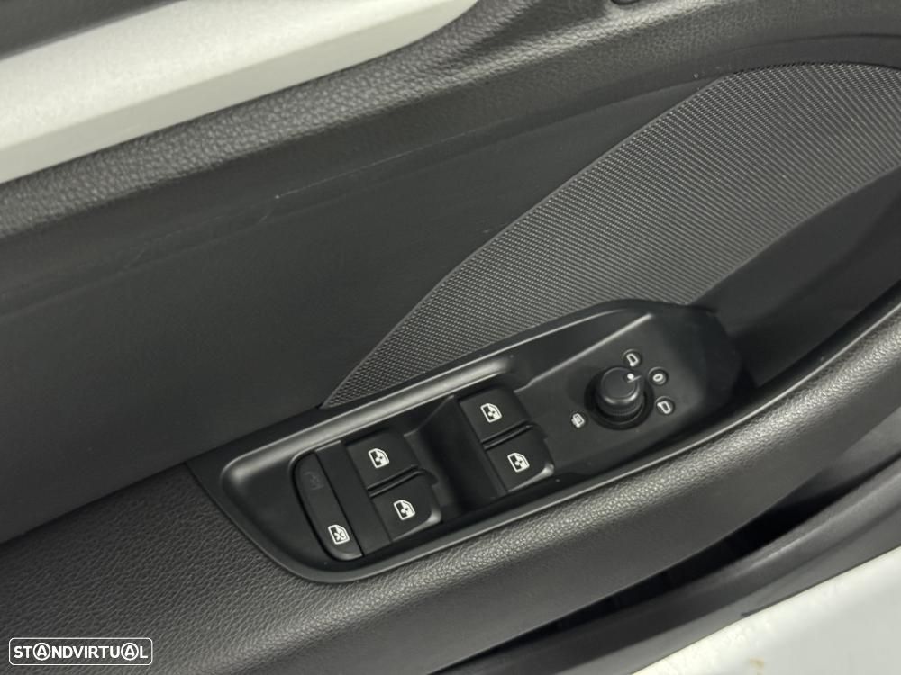 Audi A3 Sportback 30 TFSI S-line - 25