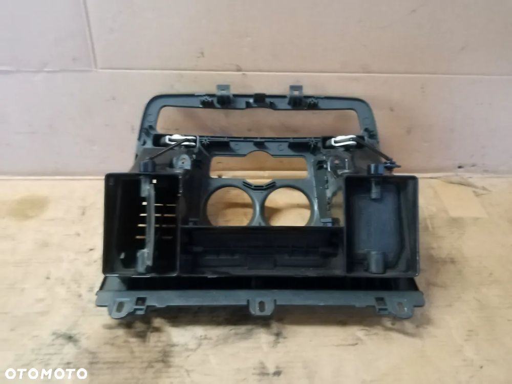 Kratka nawiewu środkowa Mercedes Vito 639 A6396800007 - 5