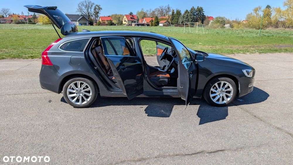 Volvo V60 - 1