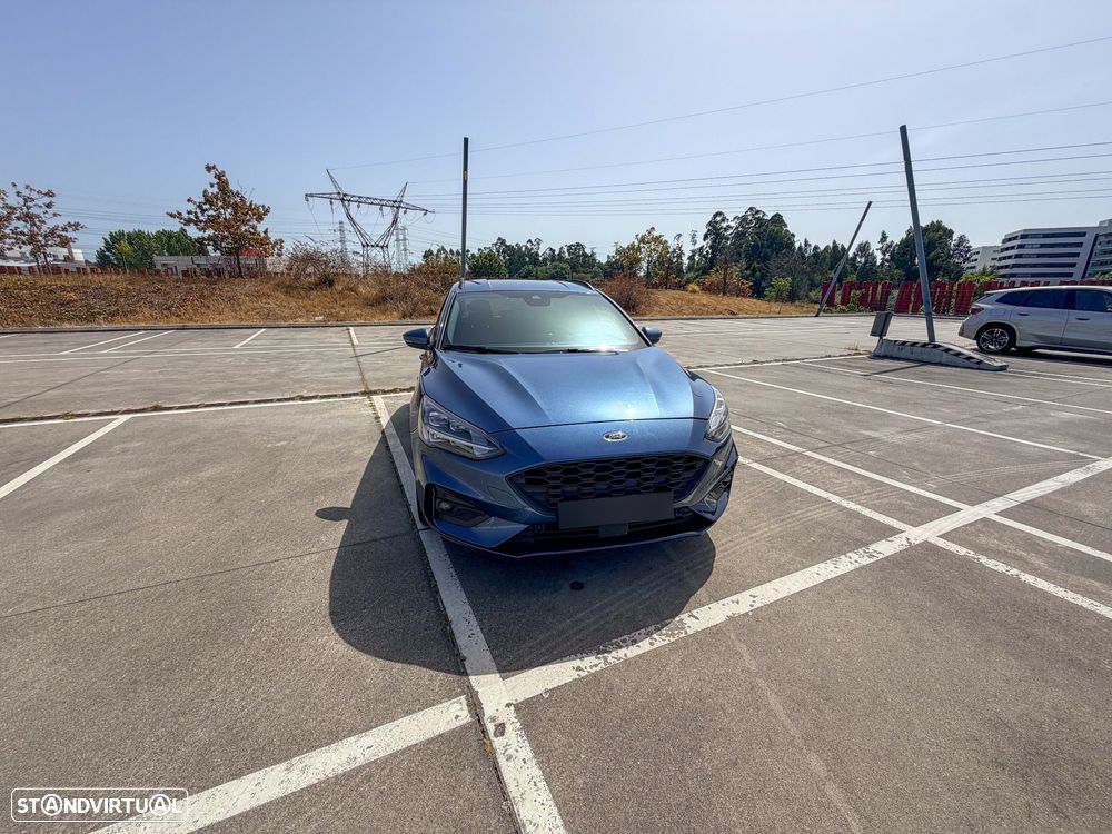 Ford Focus 1.0 EcoBoost S&S ST-LINE - 3