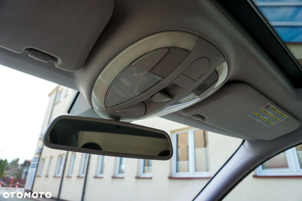 Mercedes-Benz Klasa E 200 Kompressor Automatik Elegance - 28