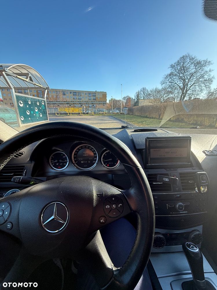 Mercedes-Benz Klasa C - 12
