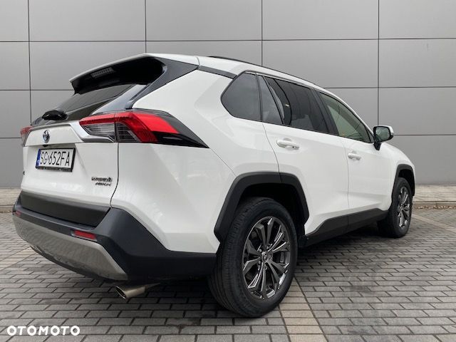 Toyota RAV4 - 8