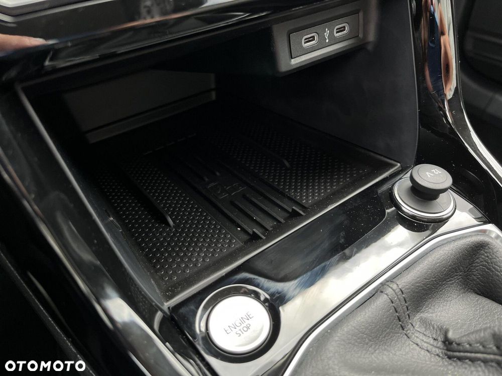 Volkswagen T-Cross - 30