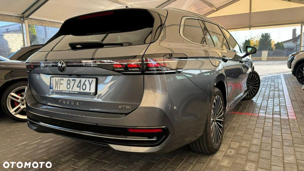 Volkswagen Passat - 32