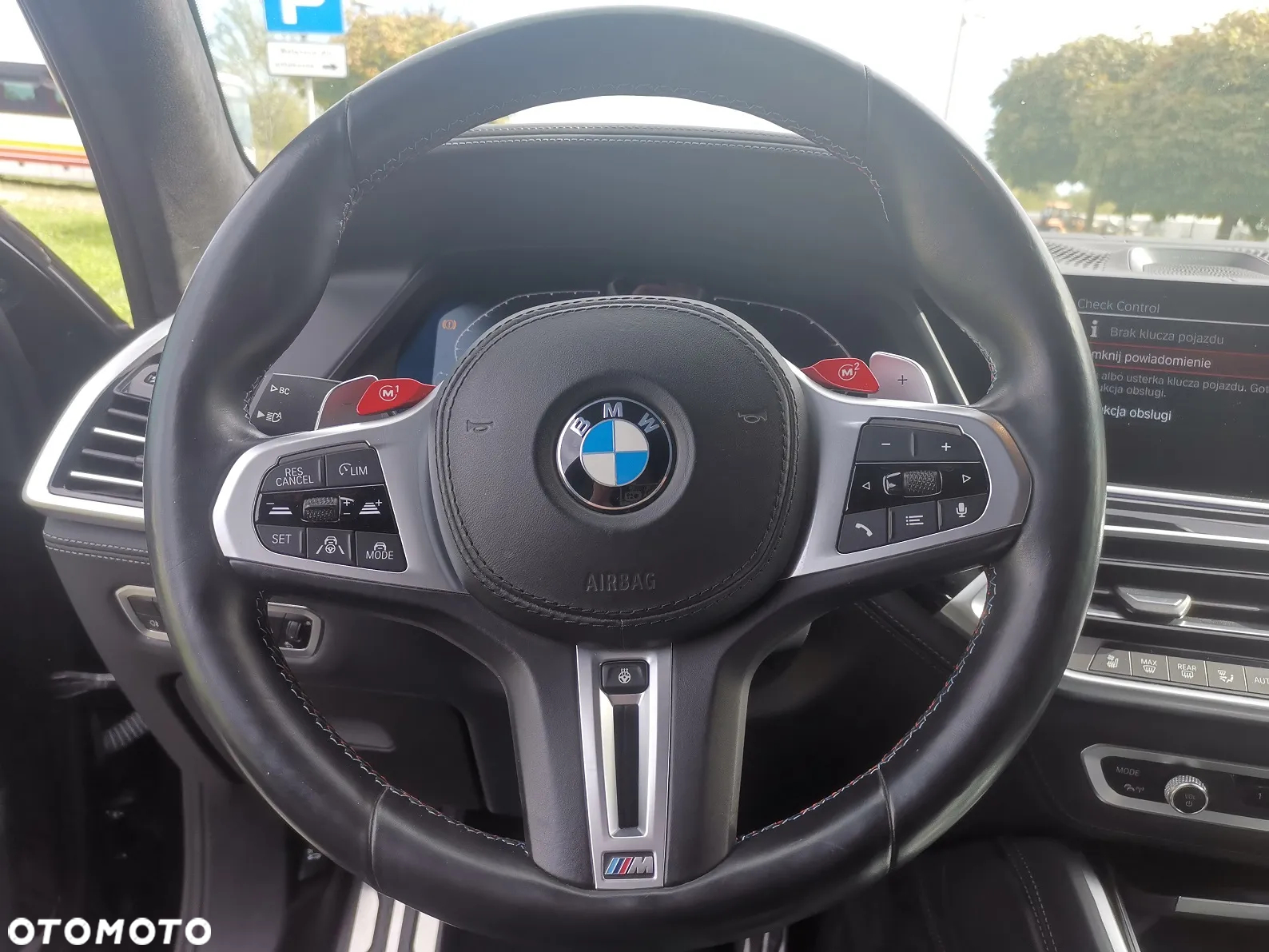 BMW X5 M Competition - 16