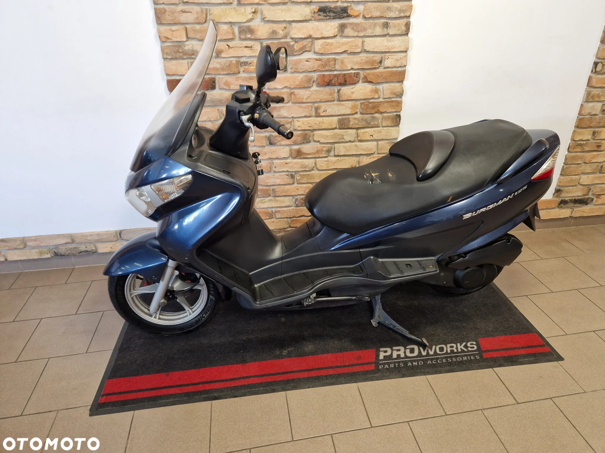 Suzuki Burgman - 7