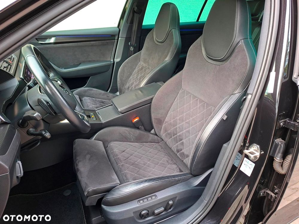 Skoda Superb 2.0 TSI DSG Sportline - 22