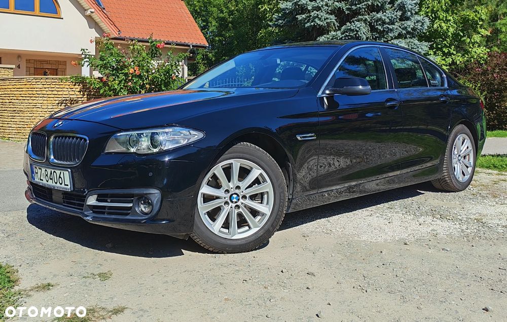 BMW Seria 5 528i xDrive - 1