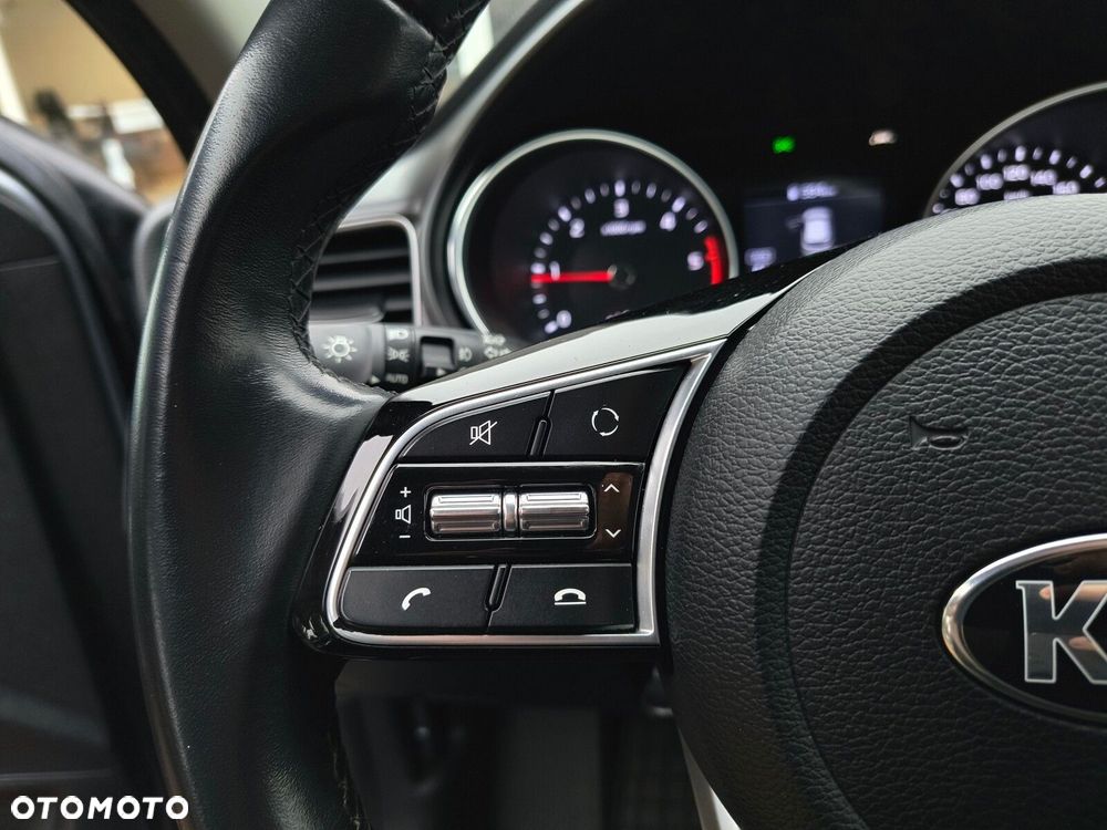 Kia Ceed - 15
