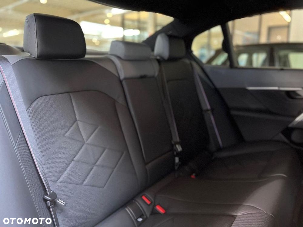 BMW Seria 5 540d xDrive mHEV M Sport - 10