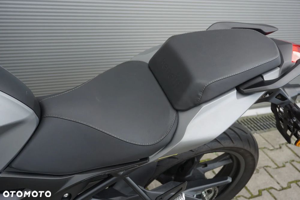 Benelli BN 125 - 5