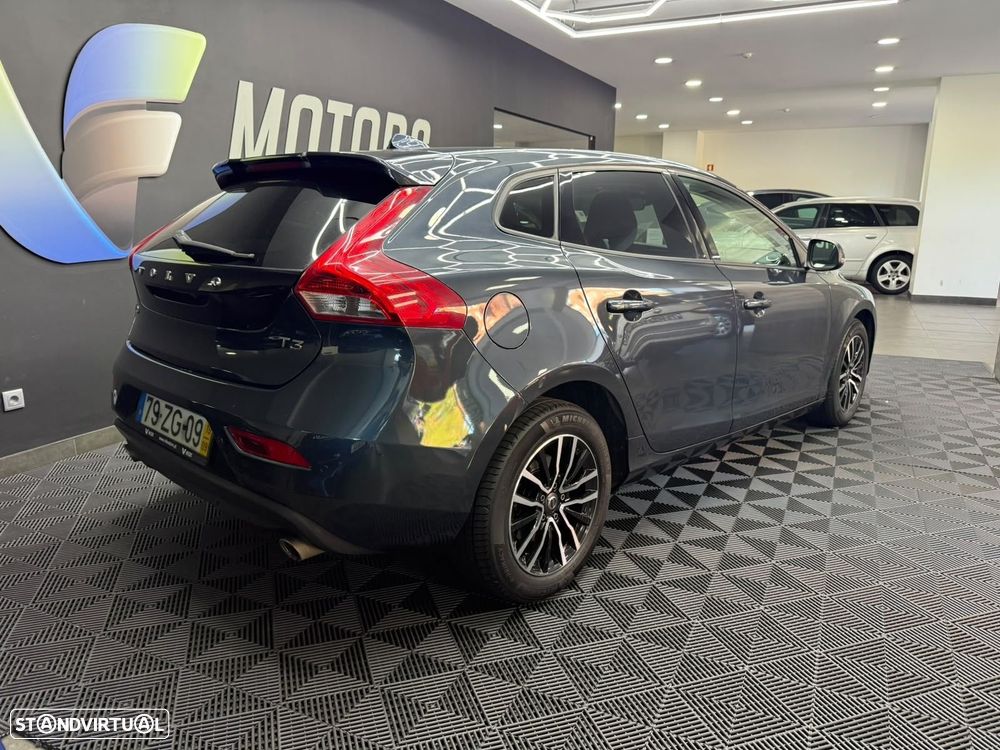 Volvo V40 1.5 T3 Sport Edition R Geartronic - 6
