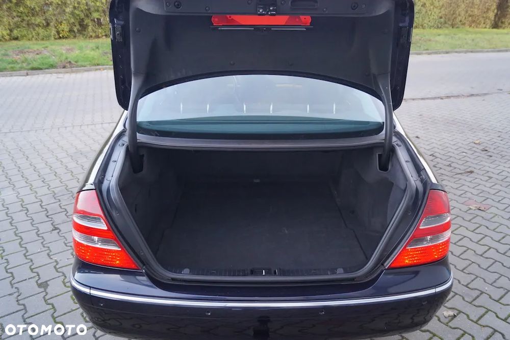 Mercedes-Benz Klasa E 200 Kompressor Automatik Elegance - 25